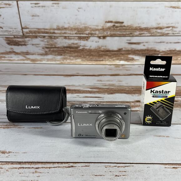 Panasonic LUMIX DMC-FH27 16.1MP Digital Camera - PARTS REPAIR Battery/Charger